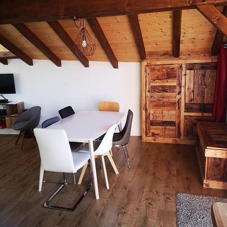 Petit Chalet Vieux Bois Bozel Extérieur photo