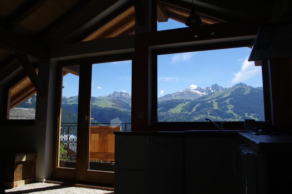 Petit Chalet Vieux Bois Bozel Extérieur photo