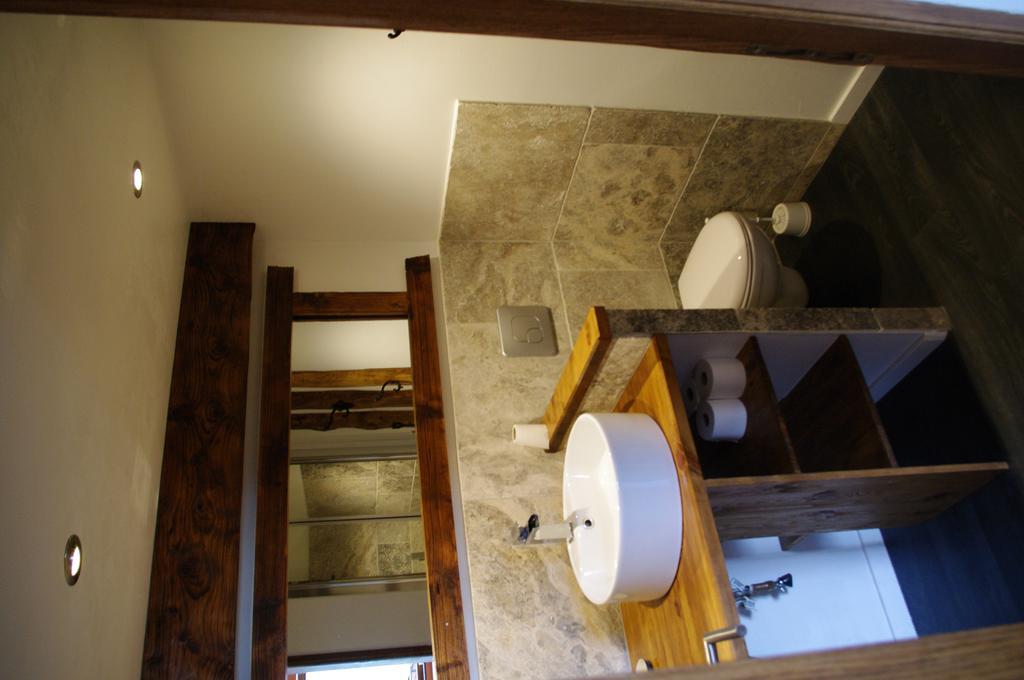 Petit Chalet Vieux Bois Bozel Extérieur photo