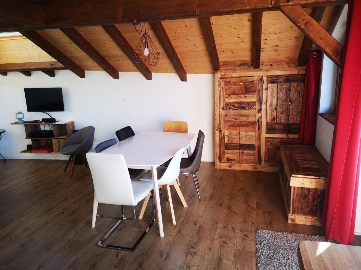 Petit Chalet Vieux Bois Bozel Extérieur photo